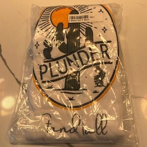 Plunder Designs Jewelry brand t-shirt.  Cactus design Stand tall.  New!  Large